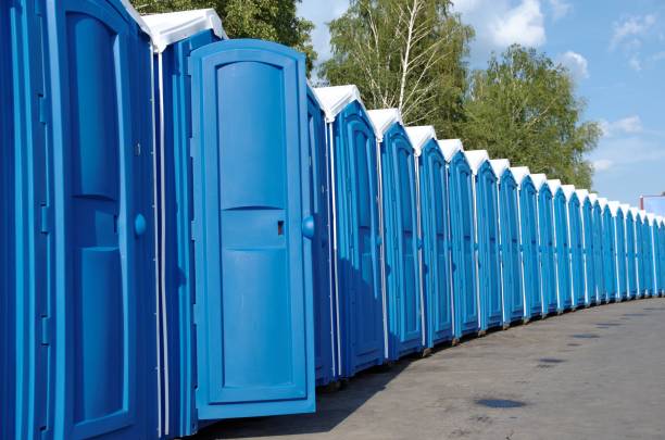 Best Luxury portable toilet rental  in Hauppauge, NY